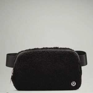Lululemon fleece belt bag